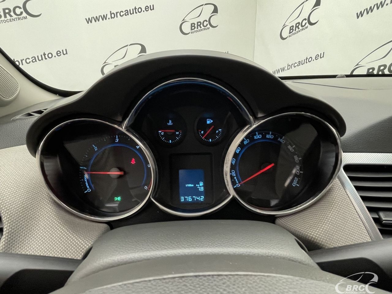 Chevrolet Cruze | 28