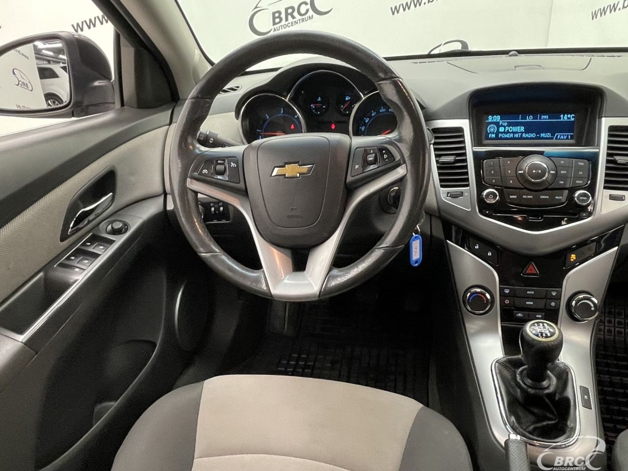 Chevrolet Cruze | 12