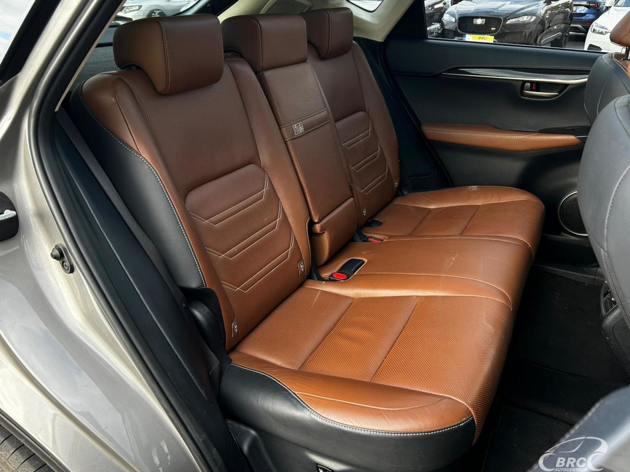 Lexus NX 300h | 12