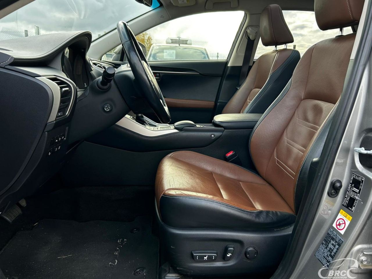 Lexus NX 300h | 7