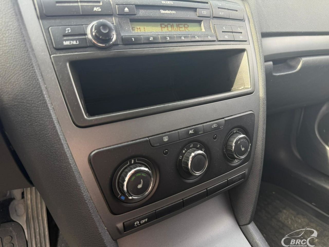 Skoda Octavia | 12