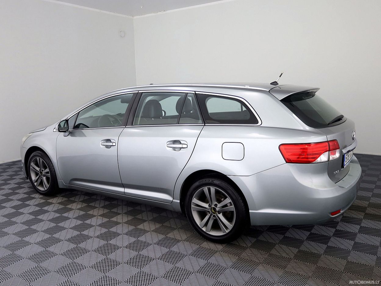 Toyota Avensis | 3