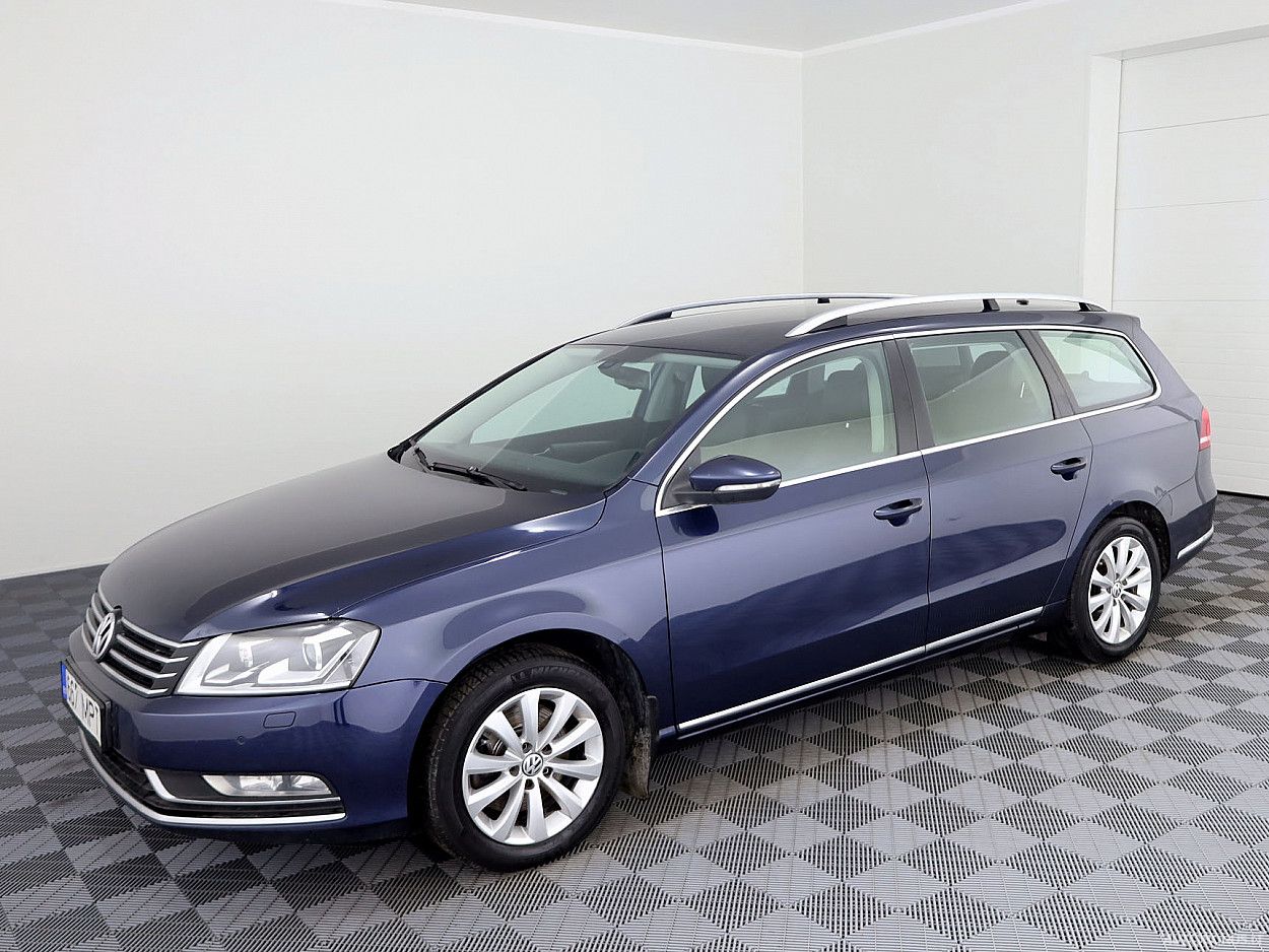Volkswagen Passat | 1