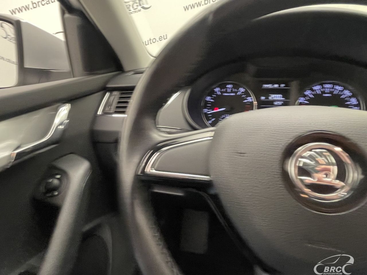 Skoda Octavia | 28