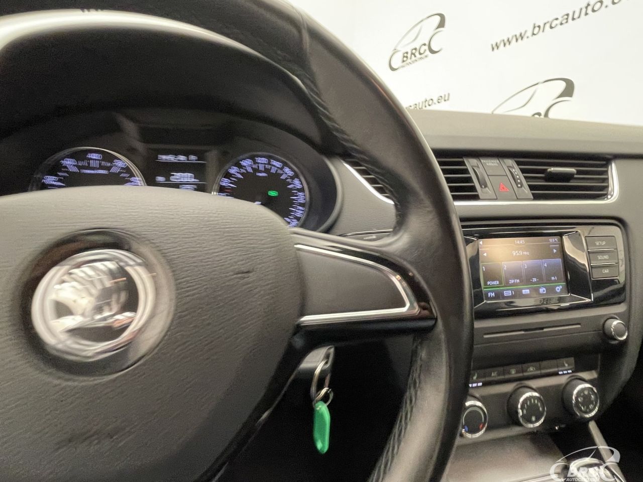 Skoda Octavia | 27