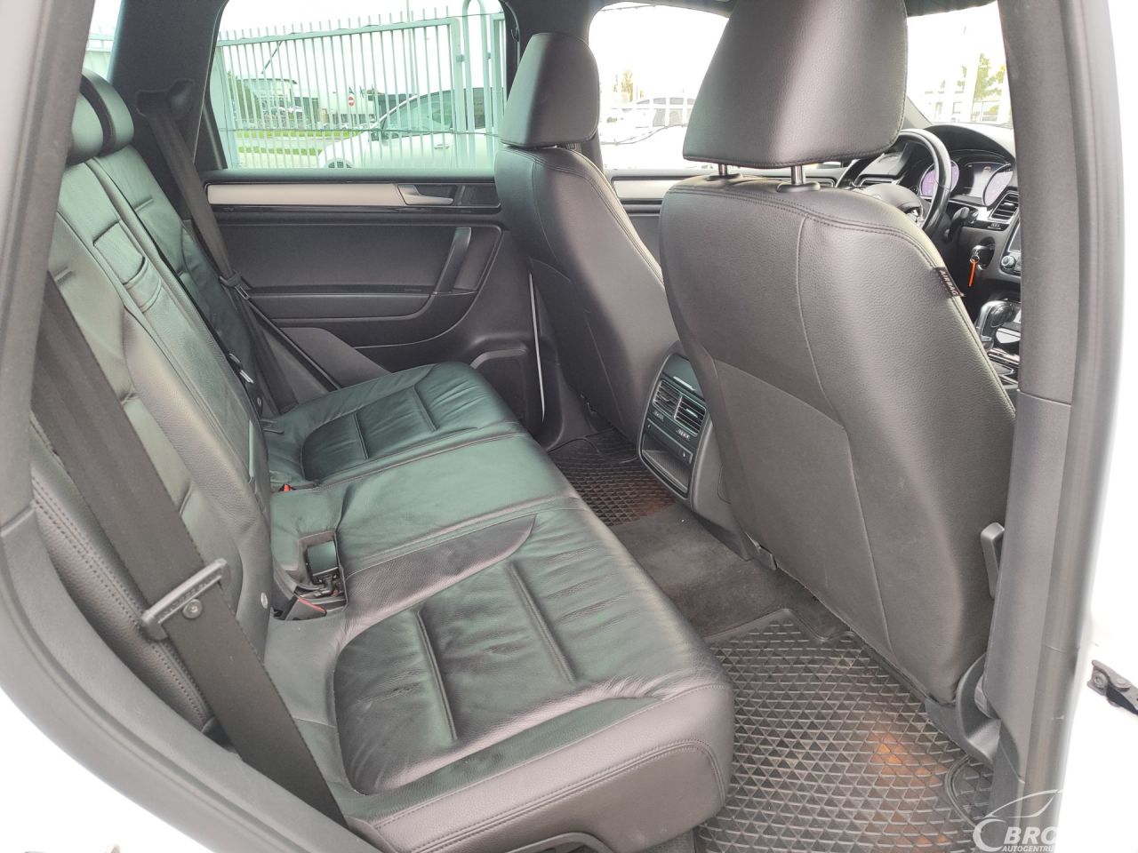 Volkswagen Touareg | 9