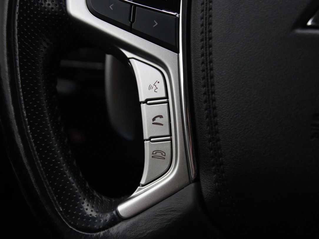 Mitsubishi Outlander | 27