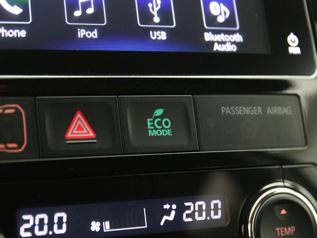 Mitsubishi Outlander | 28