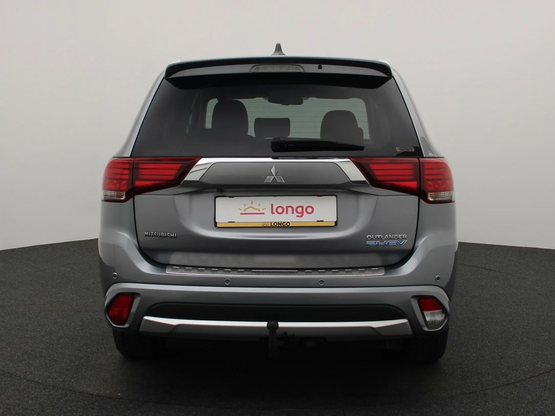 Mitsubishi Outlander | 4