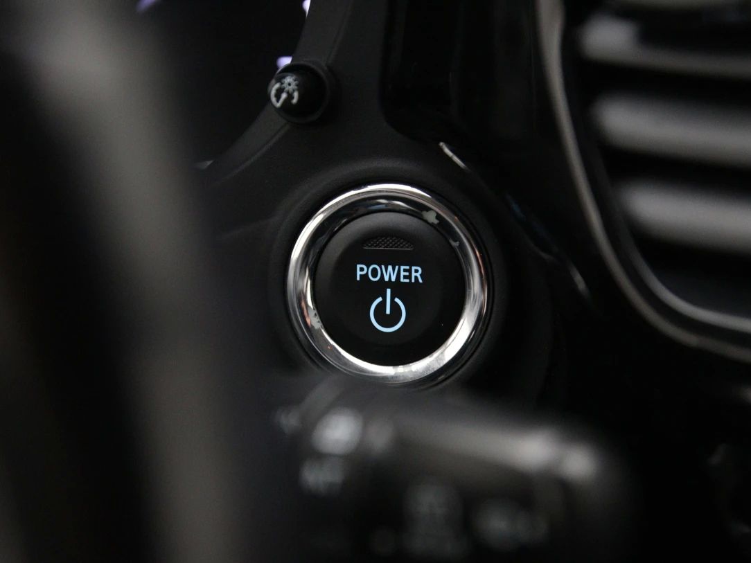 Mitsubishi Outlander | 25