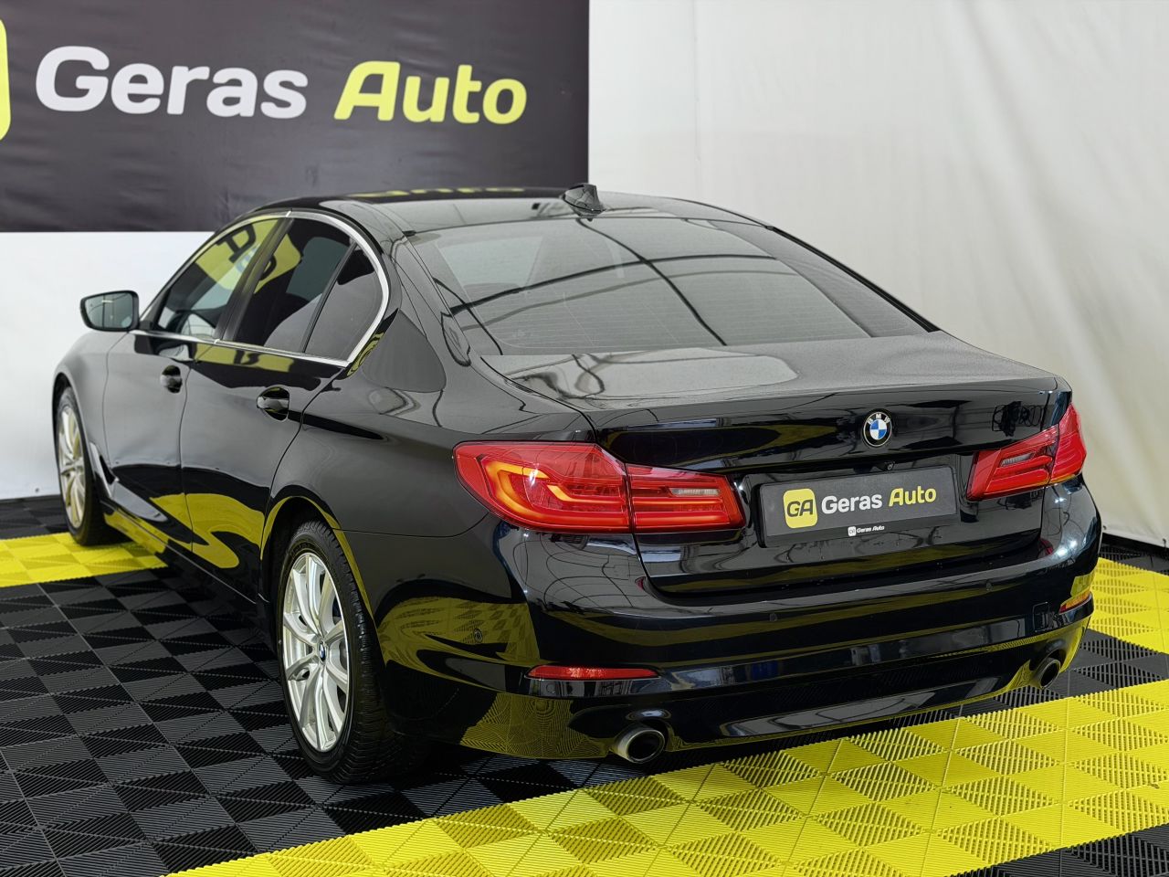 BMW 530 | 5