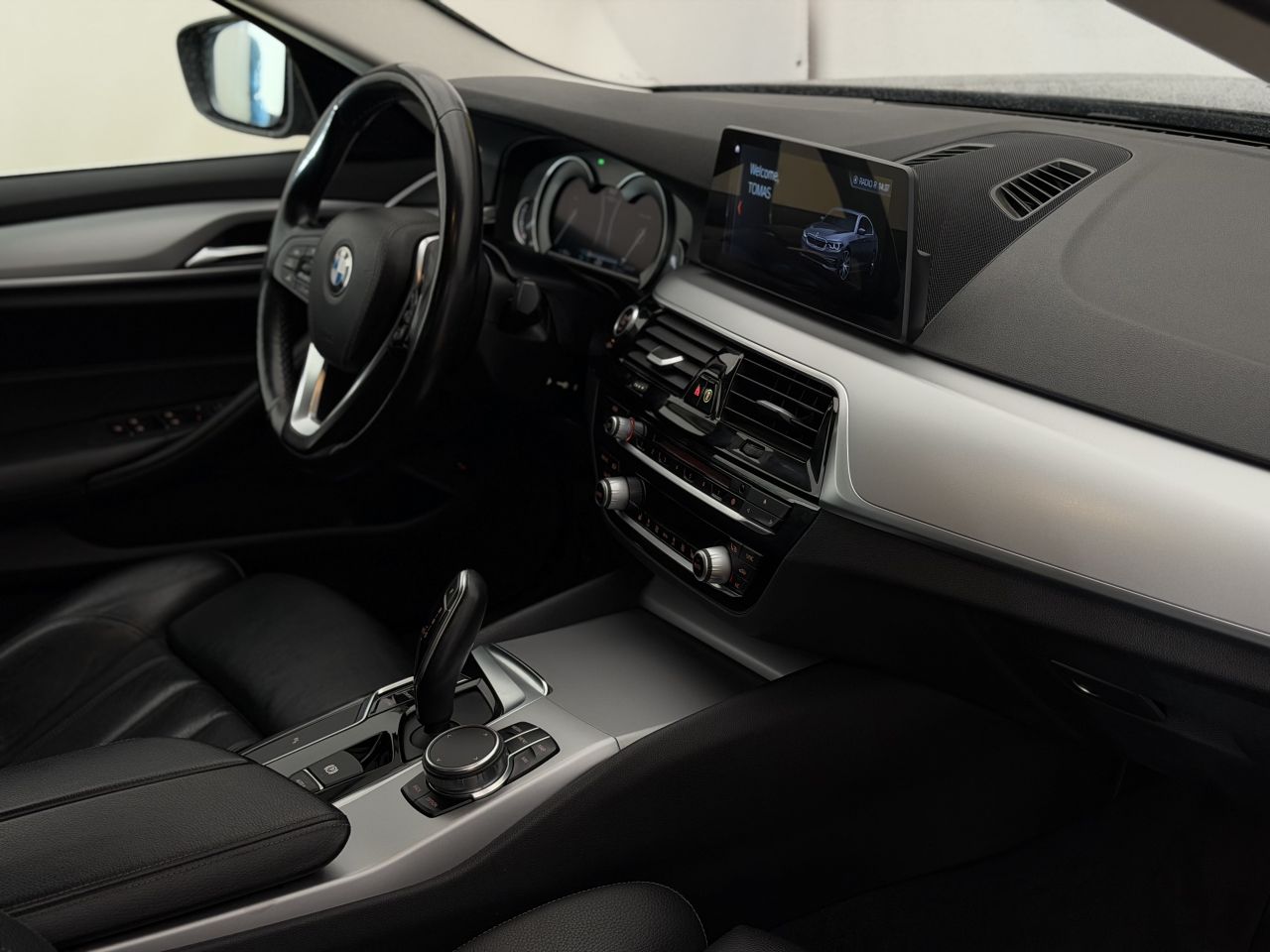 BMW 530 | 12