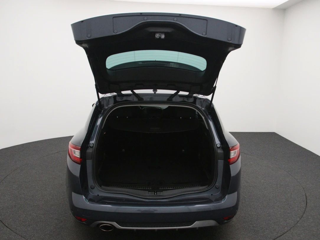 Renault Megane | 48