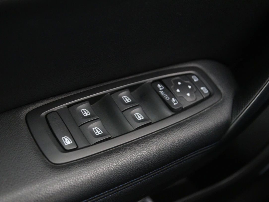 Renault Megane | 24