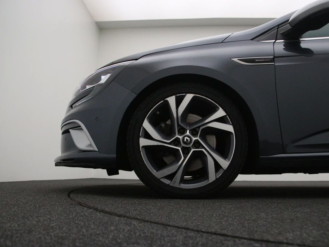 Renault Megane | 25