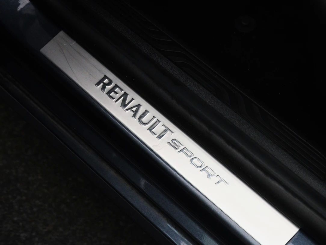 Renault Megane | 42