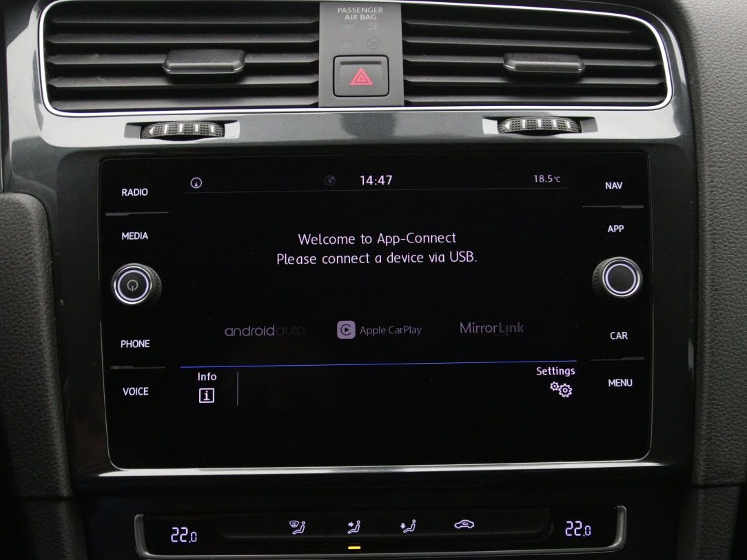 Volkswagen Golf | 28