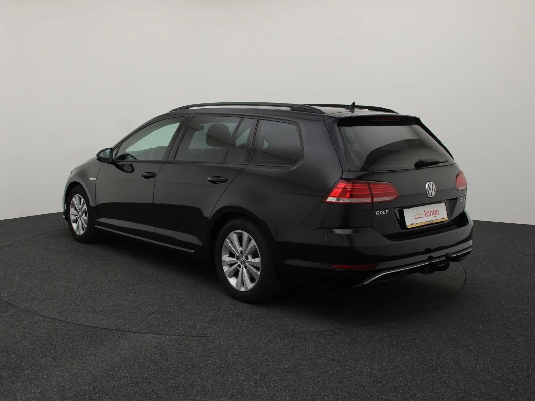 Volkswagen Golf | 6
