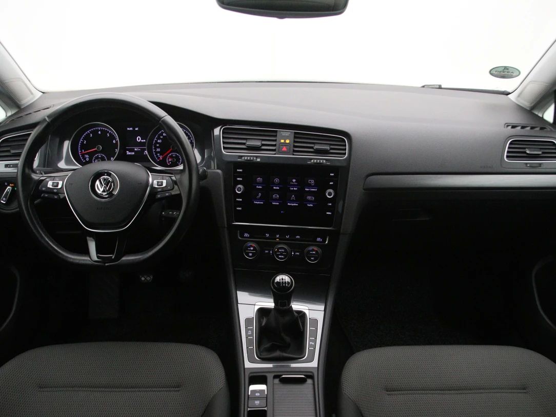 Volkswagen Golf | 1