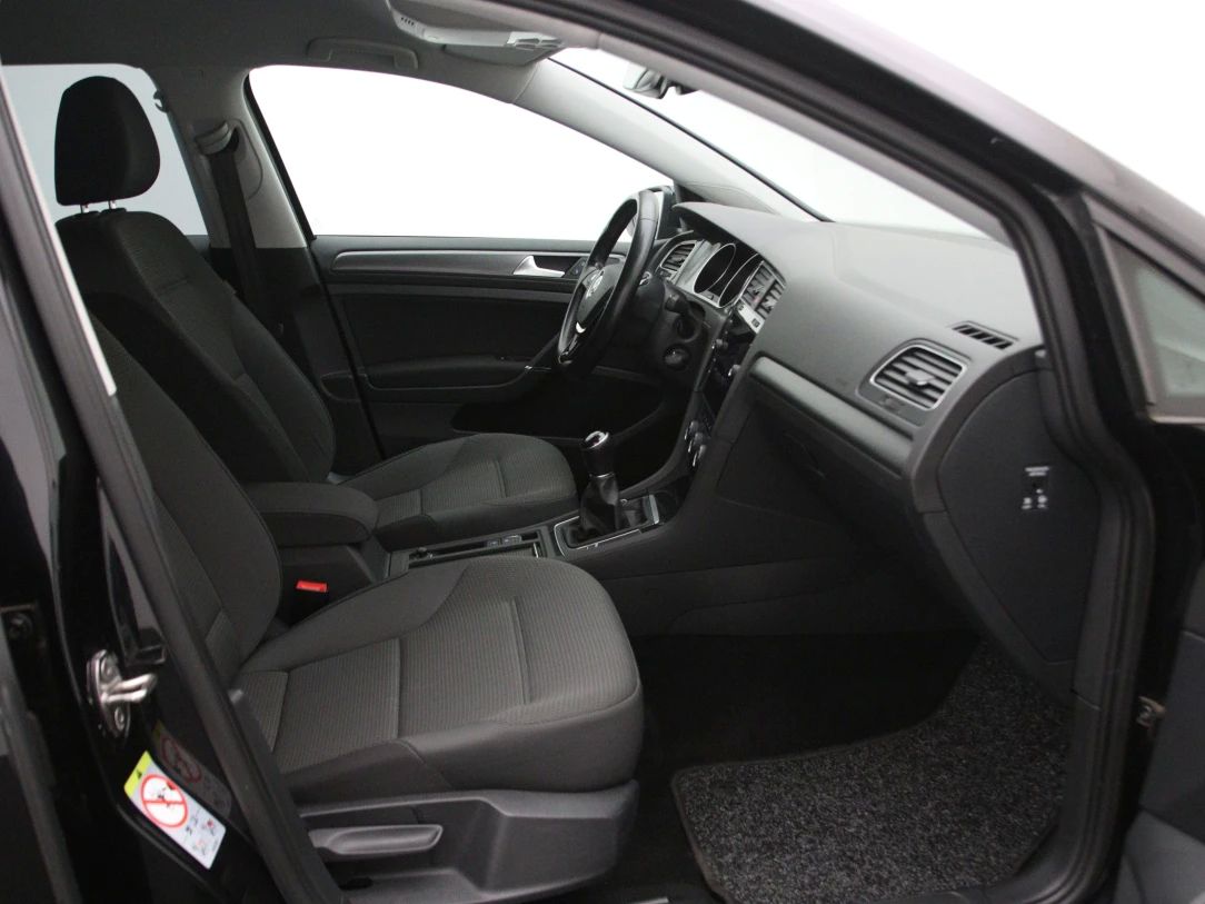 Volkswagen Golf | 13