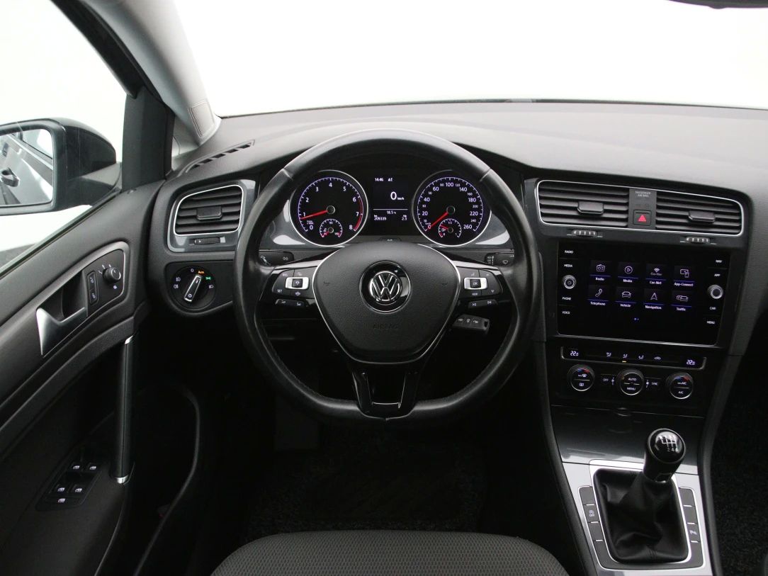 Volkswagen Golf | 15