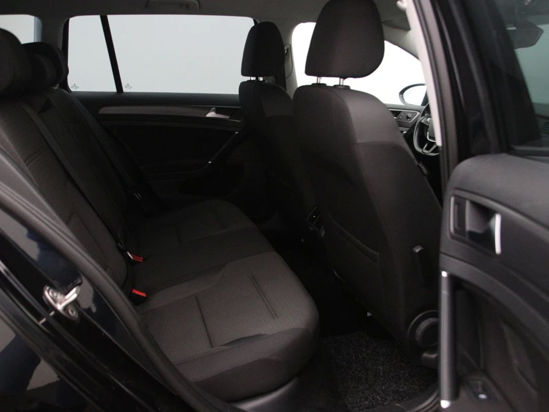 Volkswagen Golf | 14