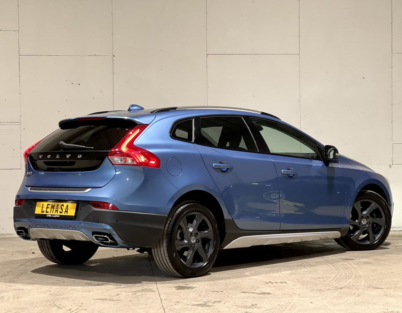 Volvo V40 | 3