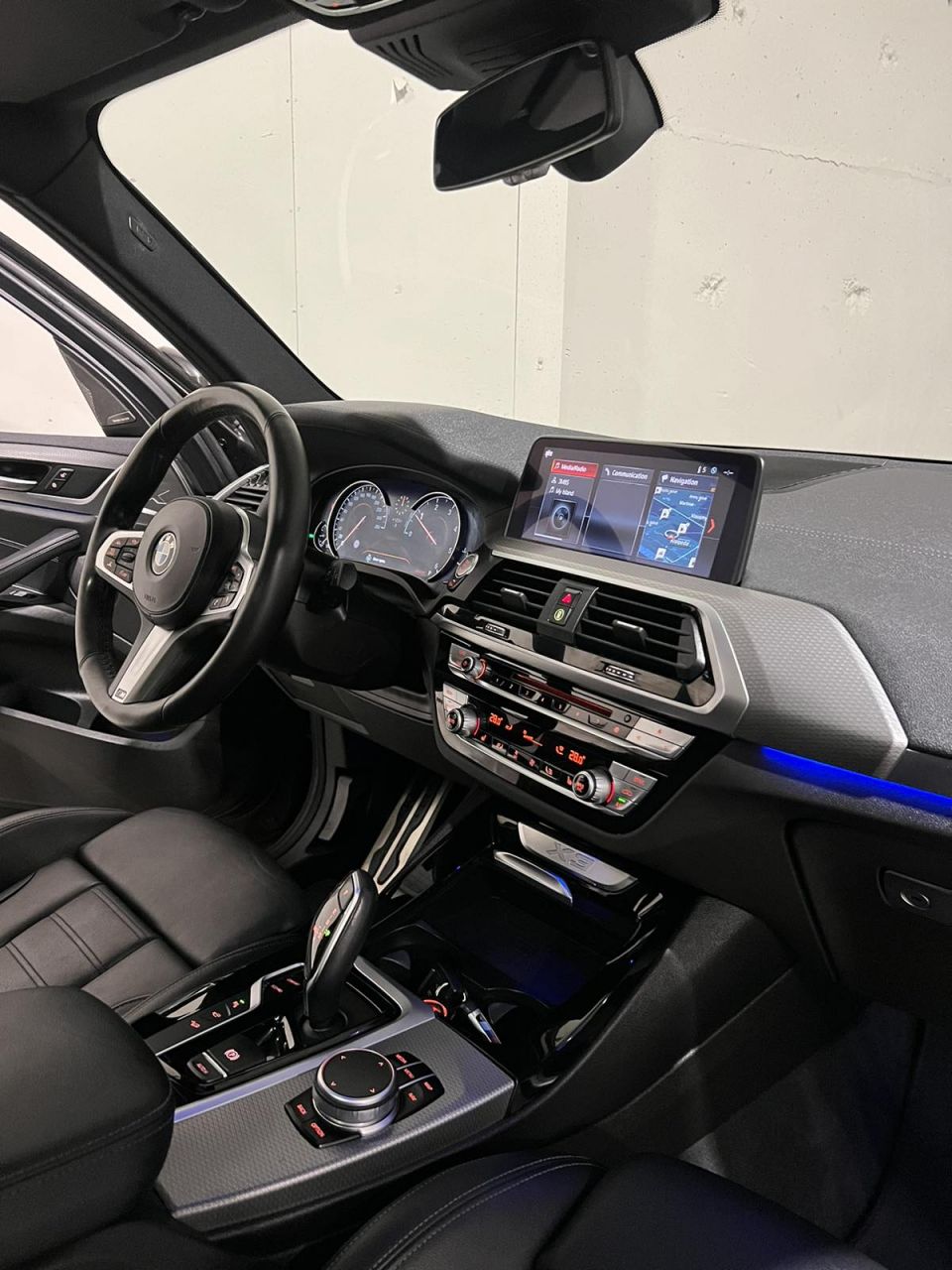 BMW X3 | 6