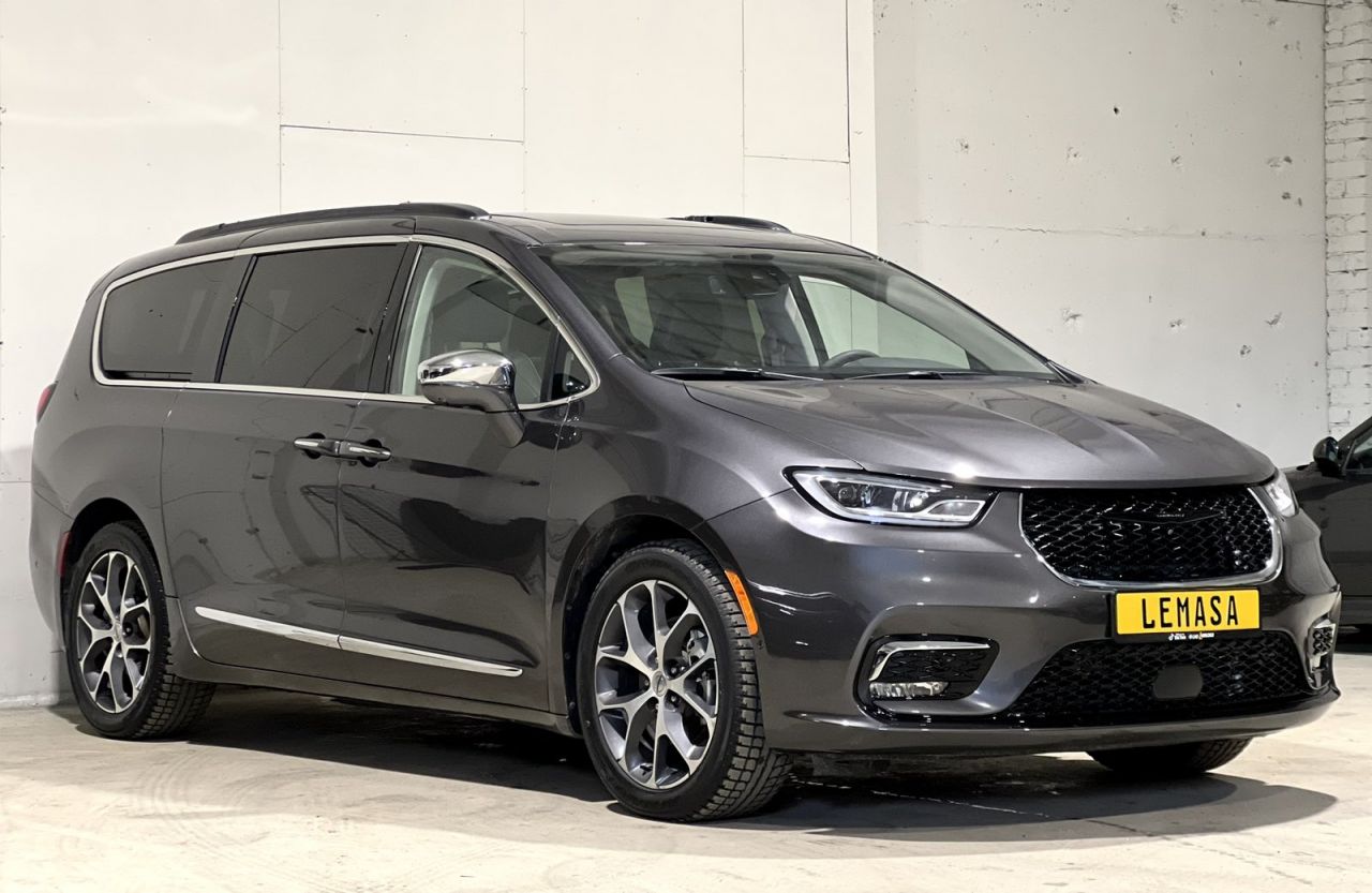 Chrysler Pacifica | 1
