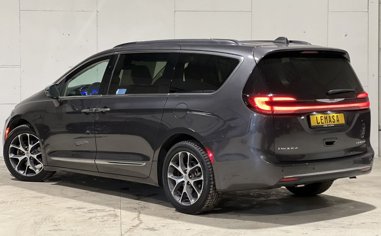 Chrysler Pacifica | 3