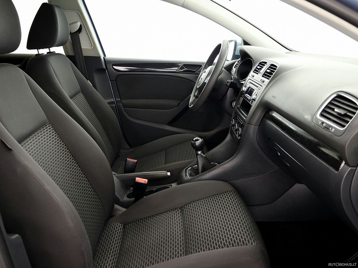 Volkswagen Golf | 5
