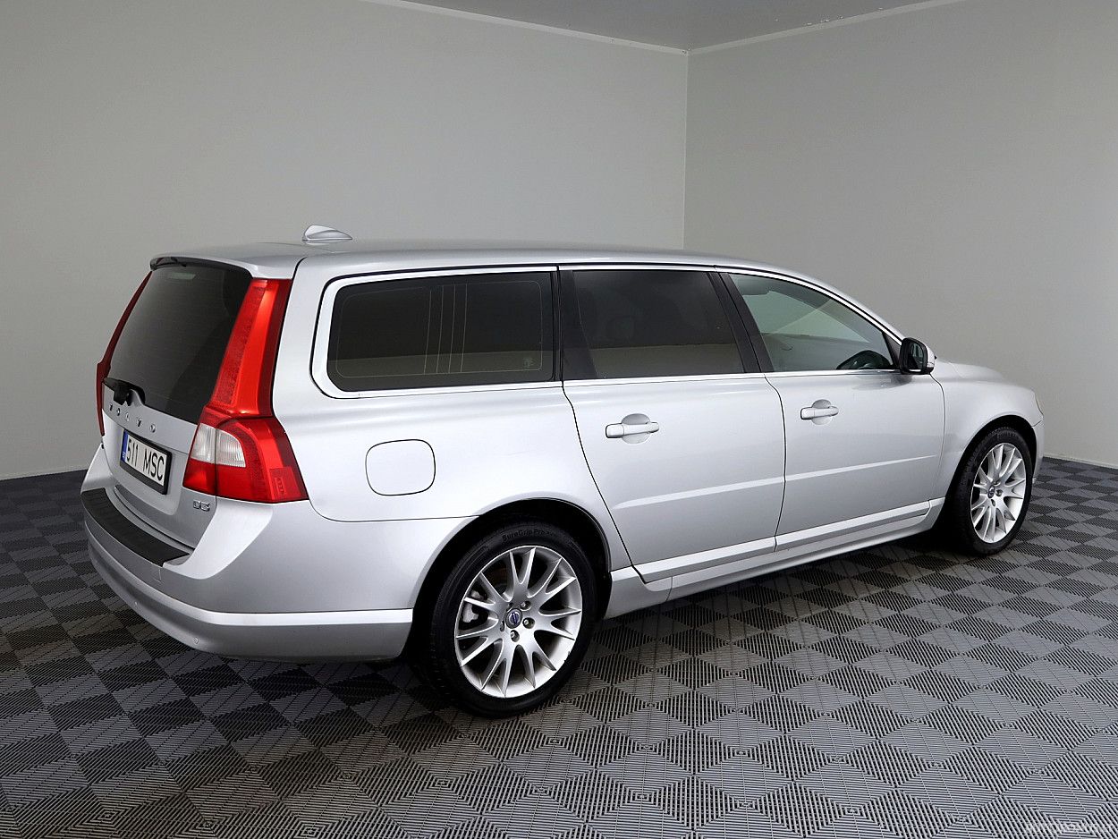 Volvo V70 | 2