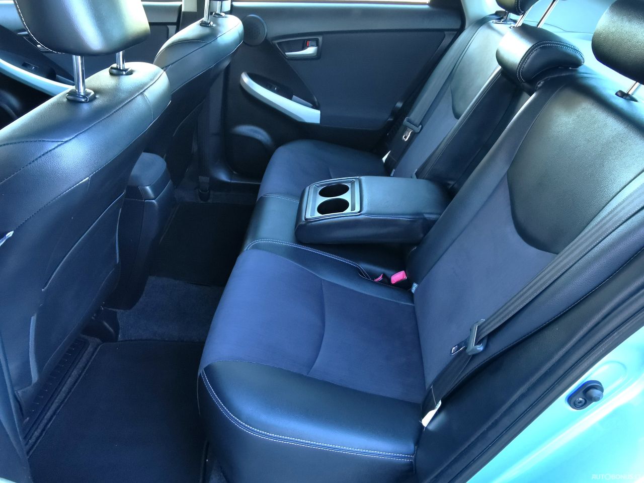 Toyota Prius | 19