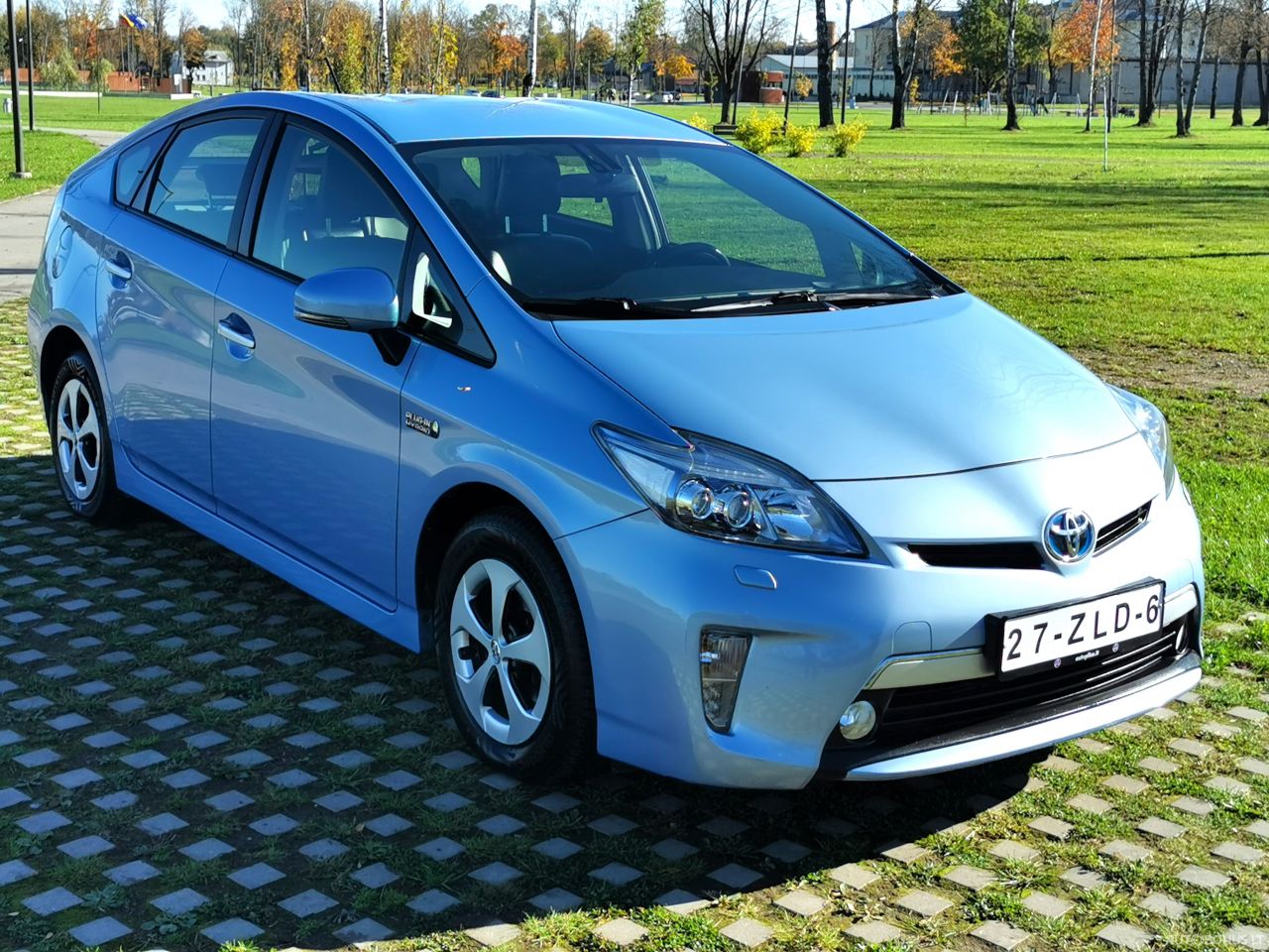 Toyota Prius | 7