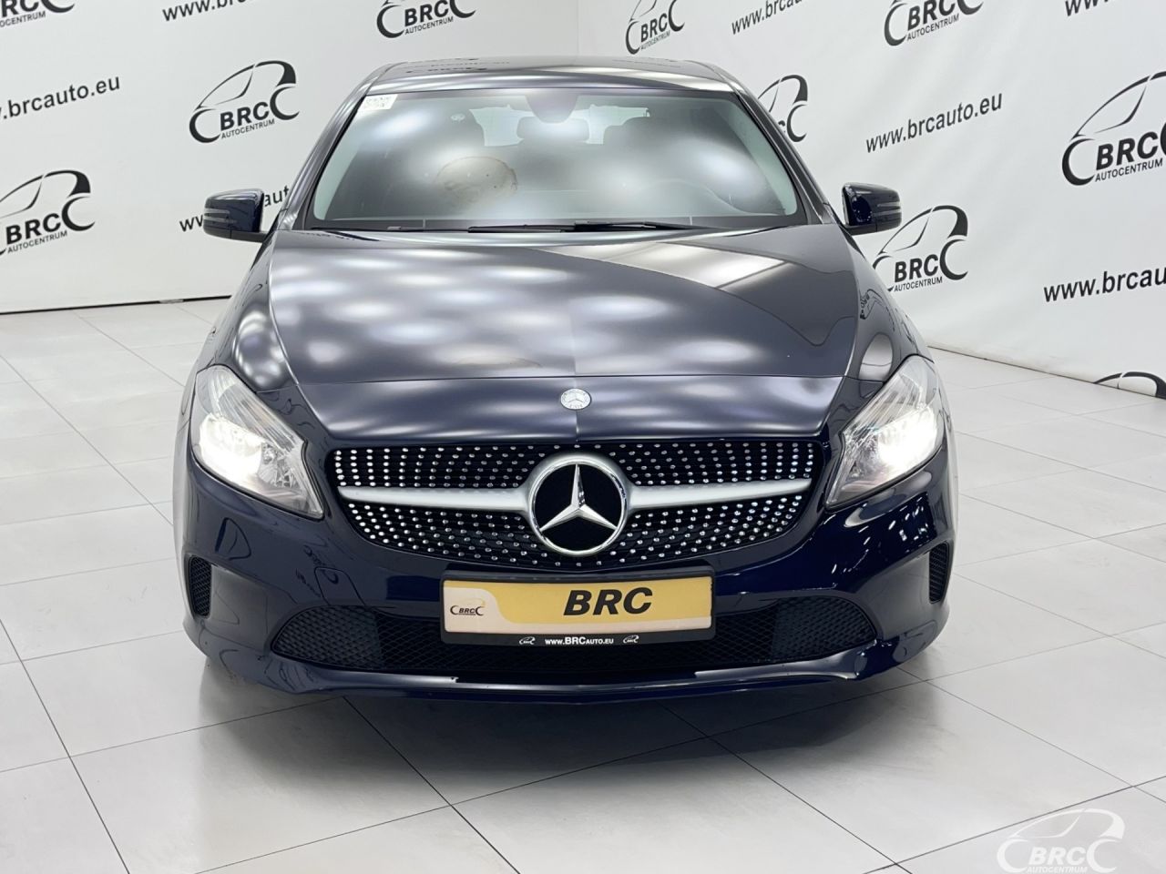 Mercedes-Benz A180 | 38