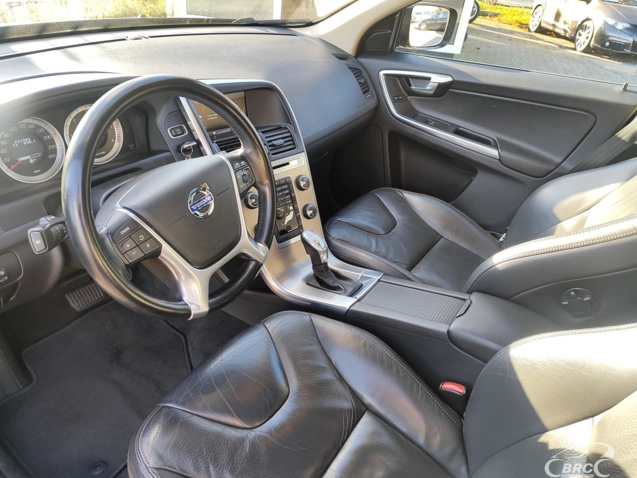 Volvo XC60 | 18