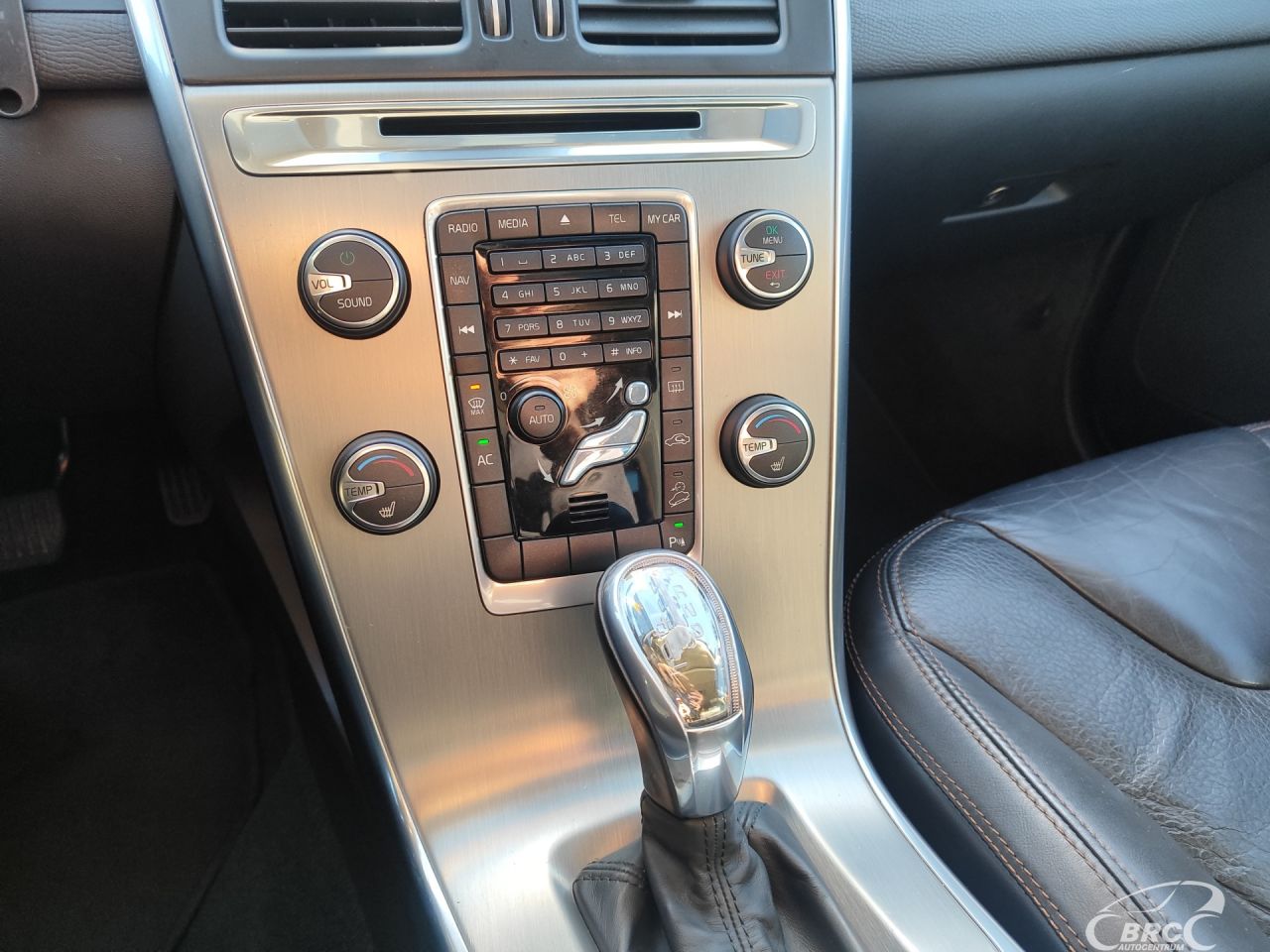 Volvo XC60 | 25