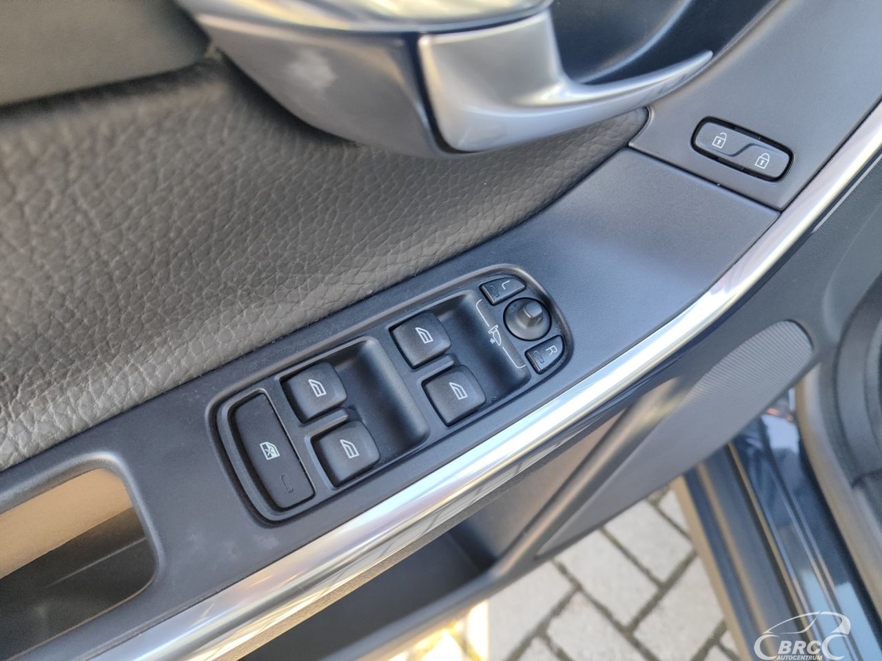 Volvo XC60 | 16
