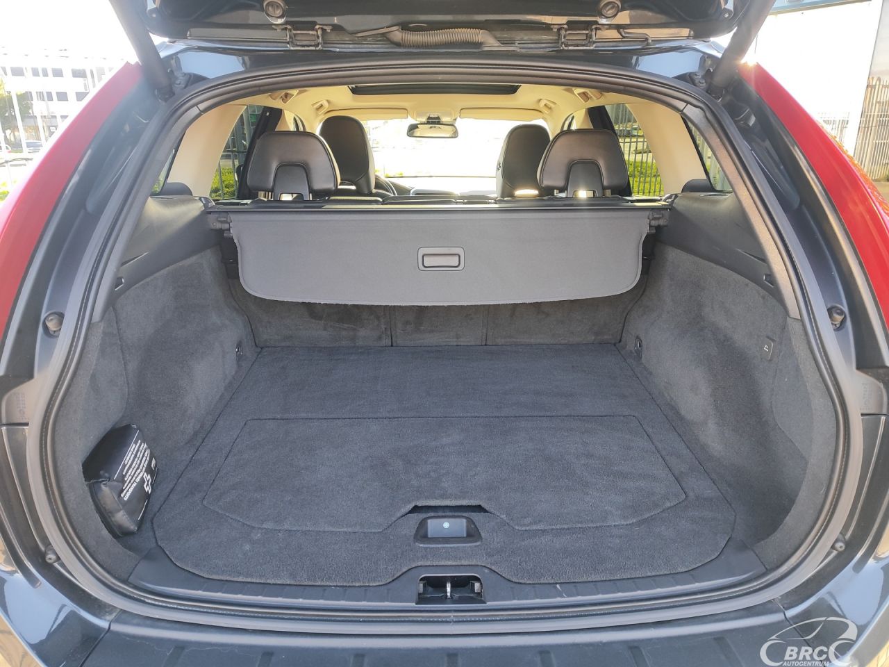 Volvo XC60 | 10