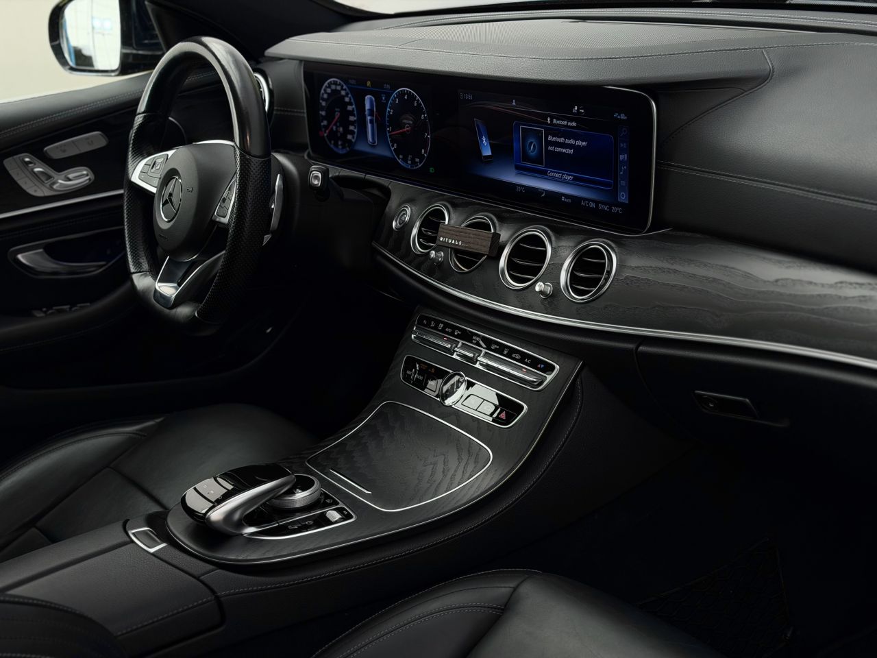 Mercedes-Benz E400 | 15