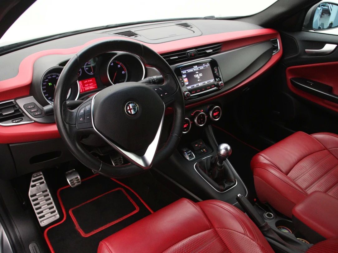 Alfa Romeo Giulietta | 15