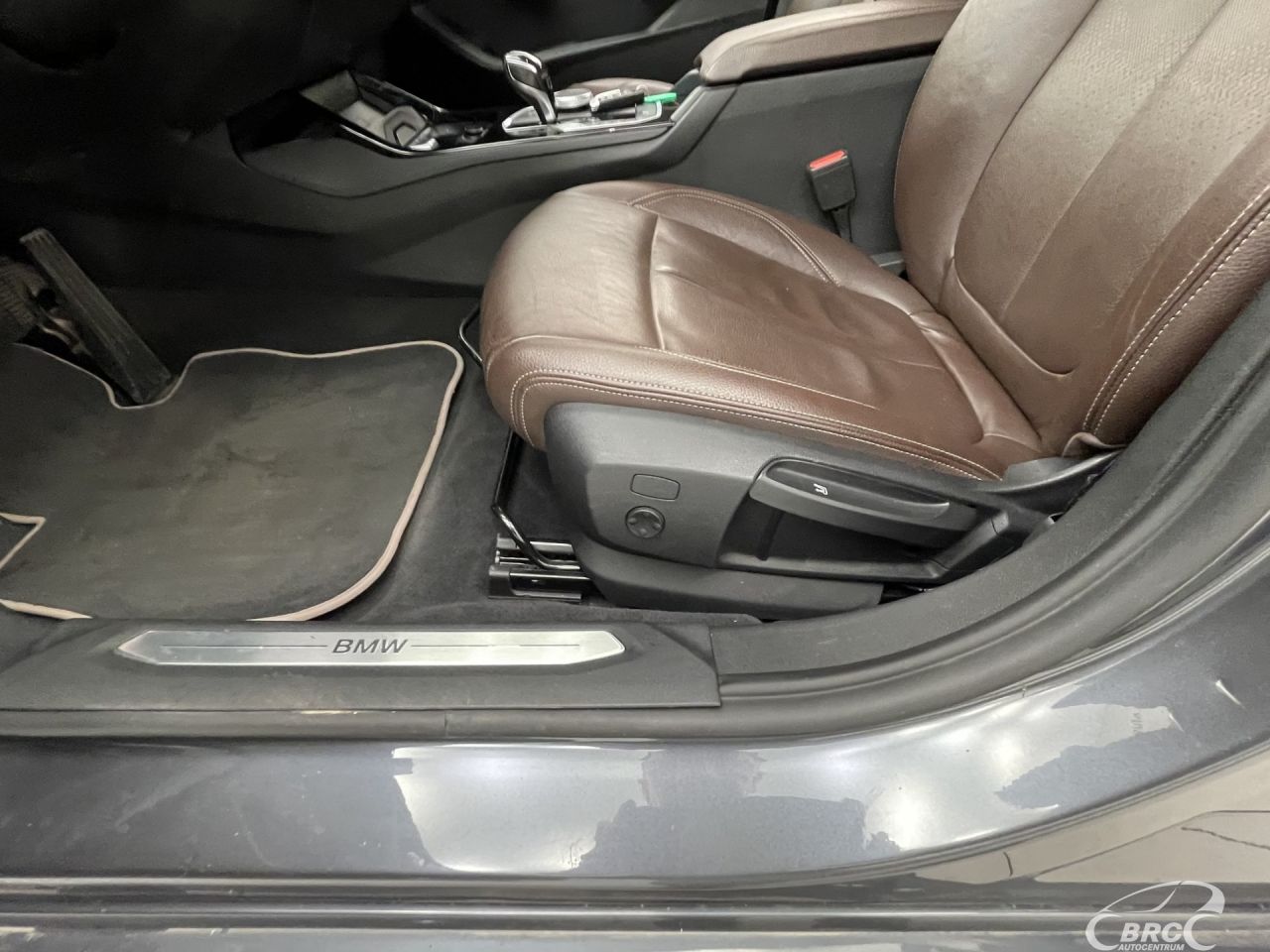 BMW 218 | 21