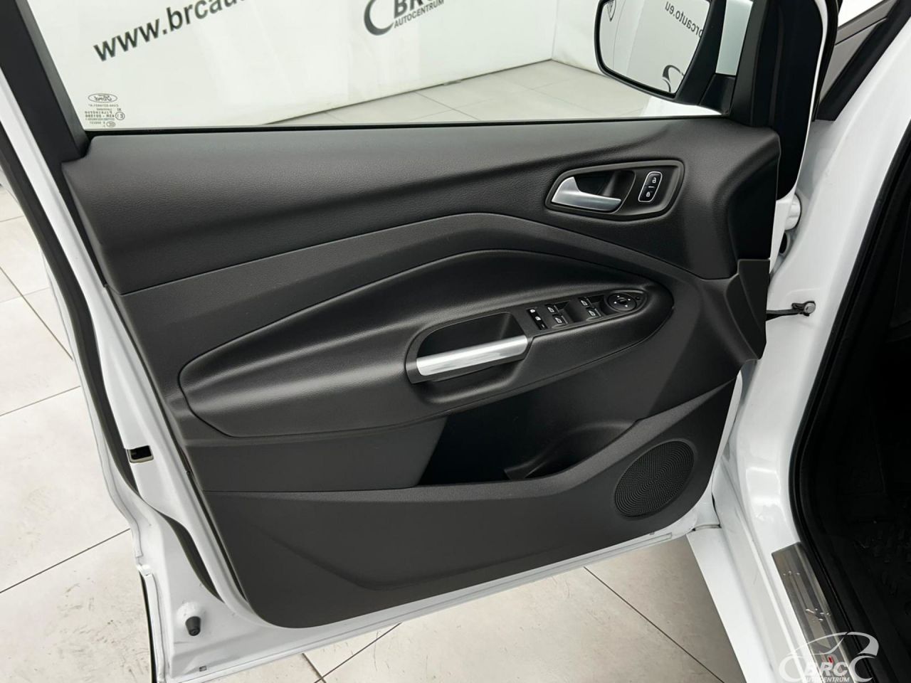 Ford Kuga | 18
