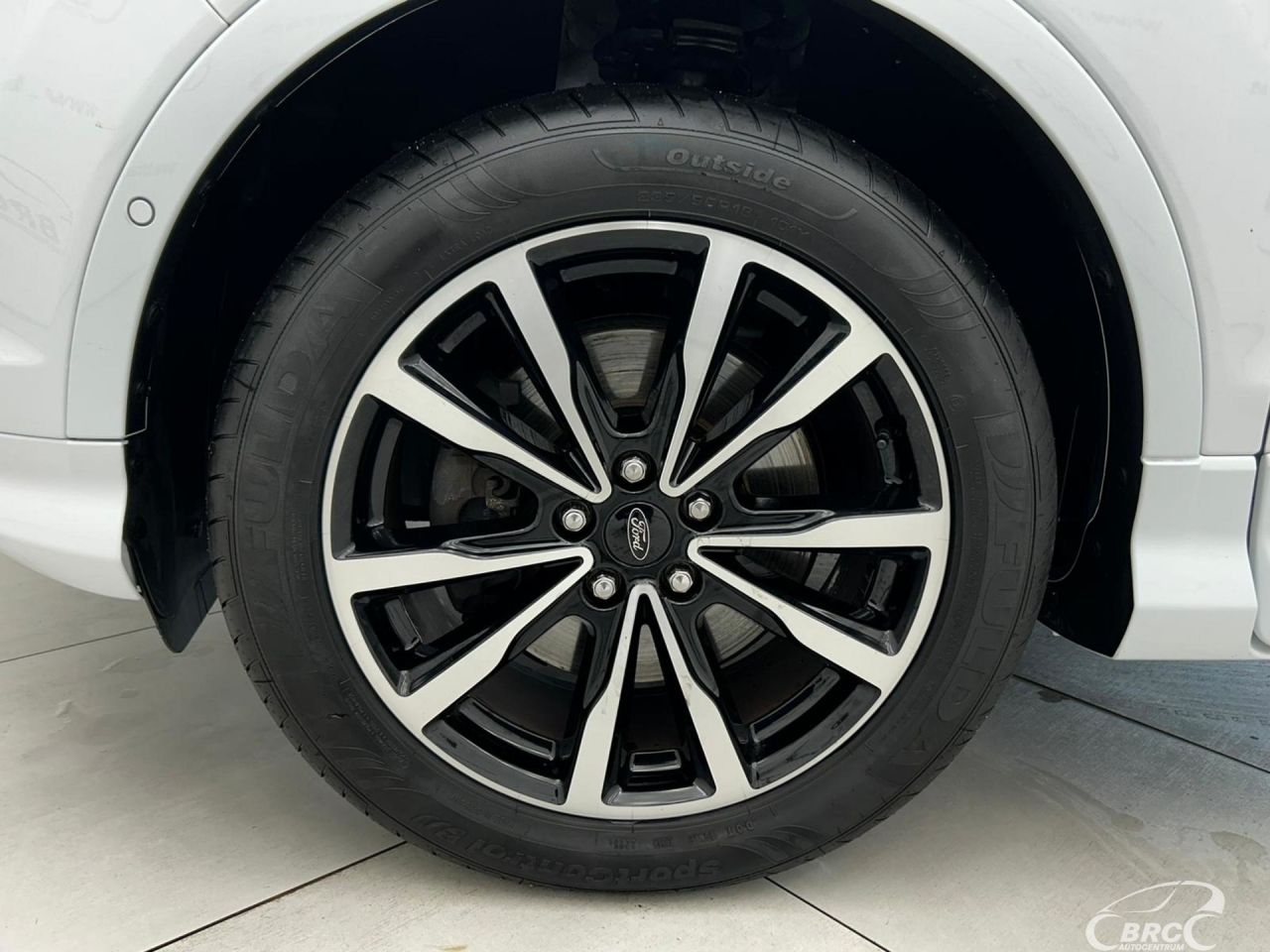 Ford Kuga | 27