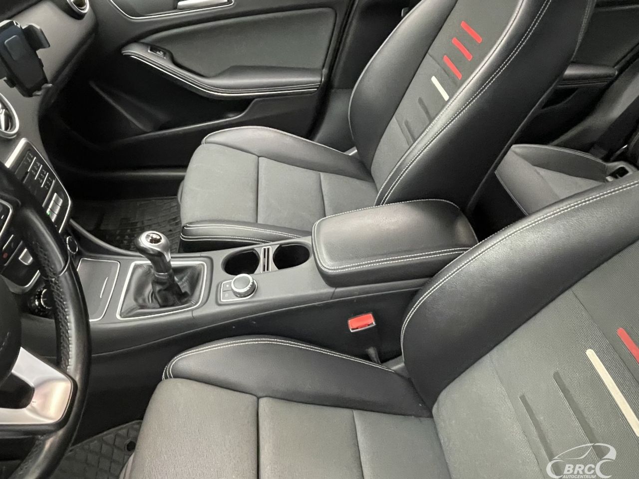 Mercedes-Benz A160 | 23