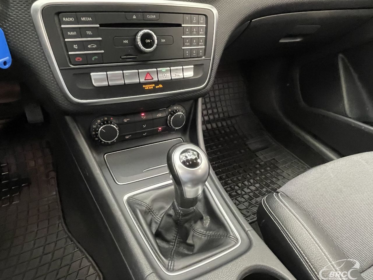 Mercedes-Benz A160 | 25