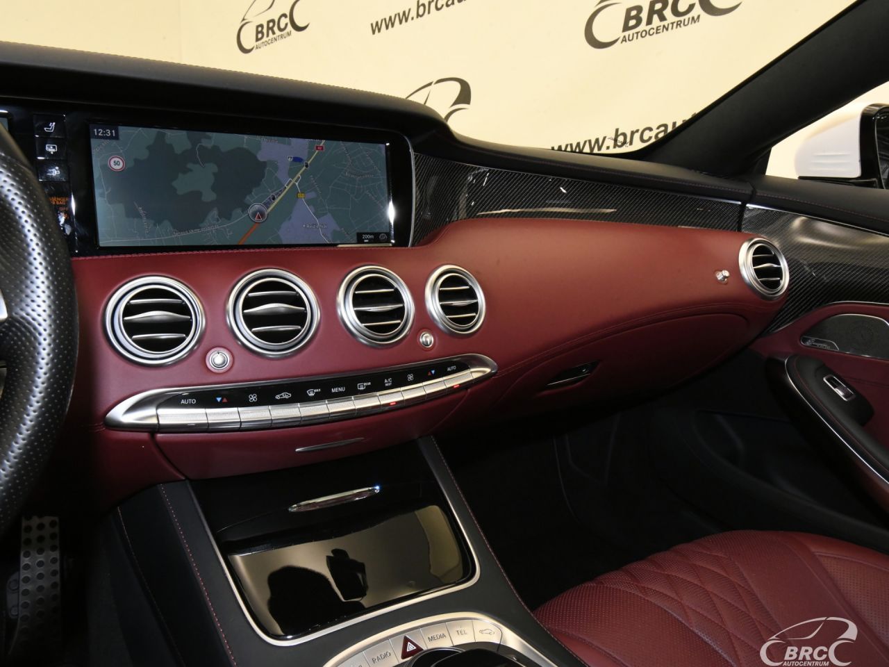 Mercedes-Benz S500 | 26