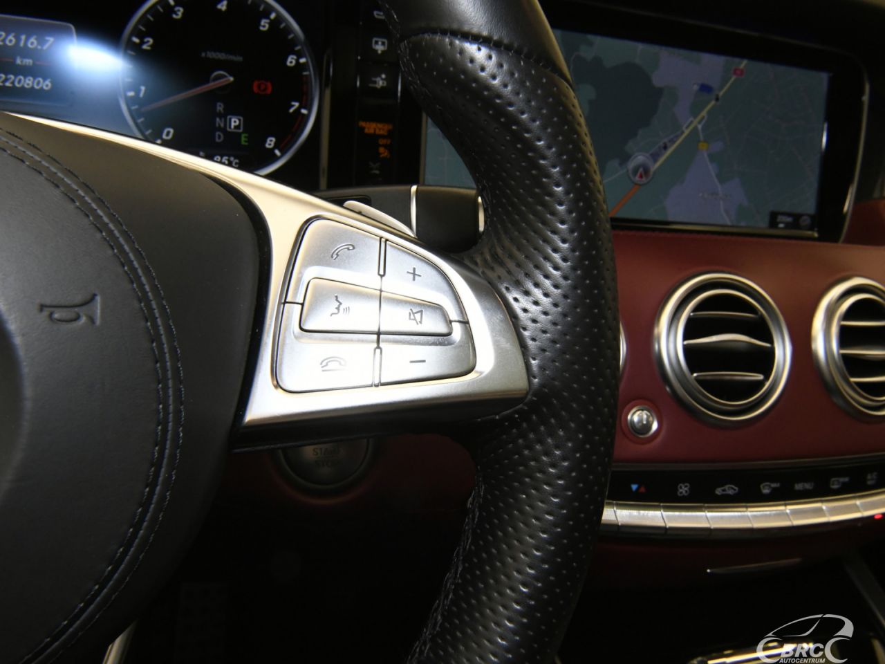 Mercedes-Benz S500 | 29