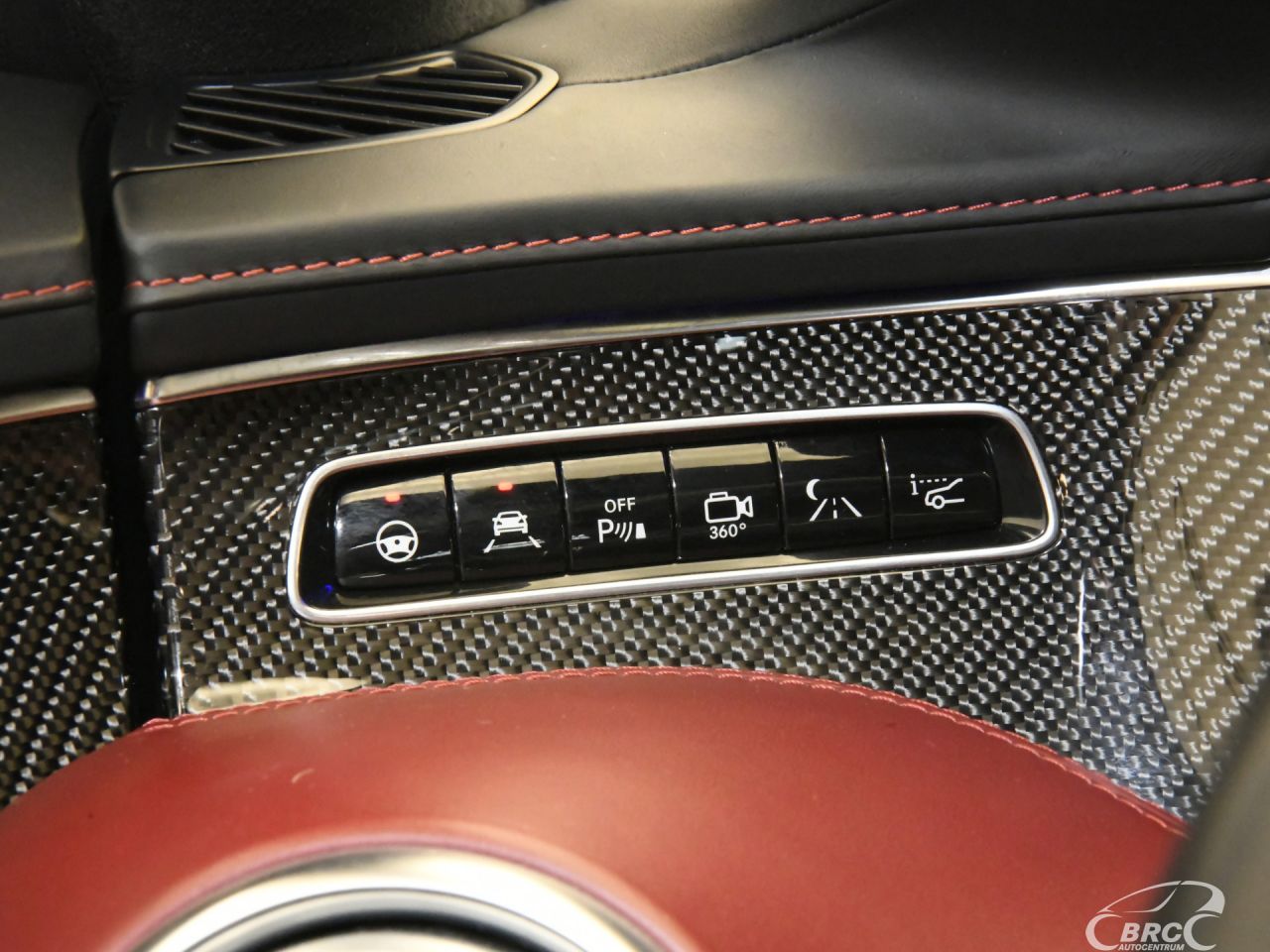 Mercedes-Benz S500 | 32