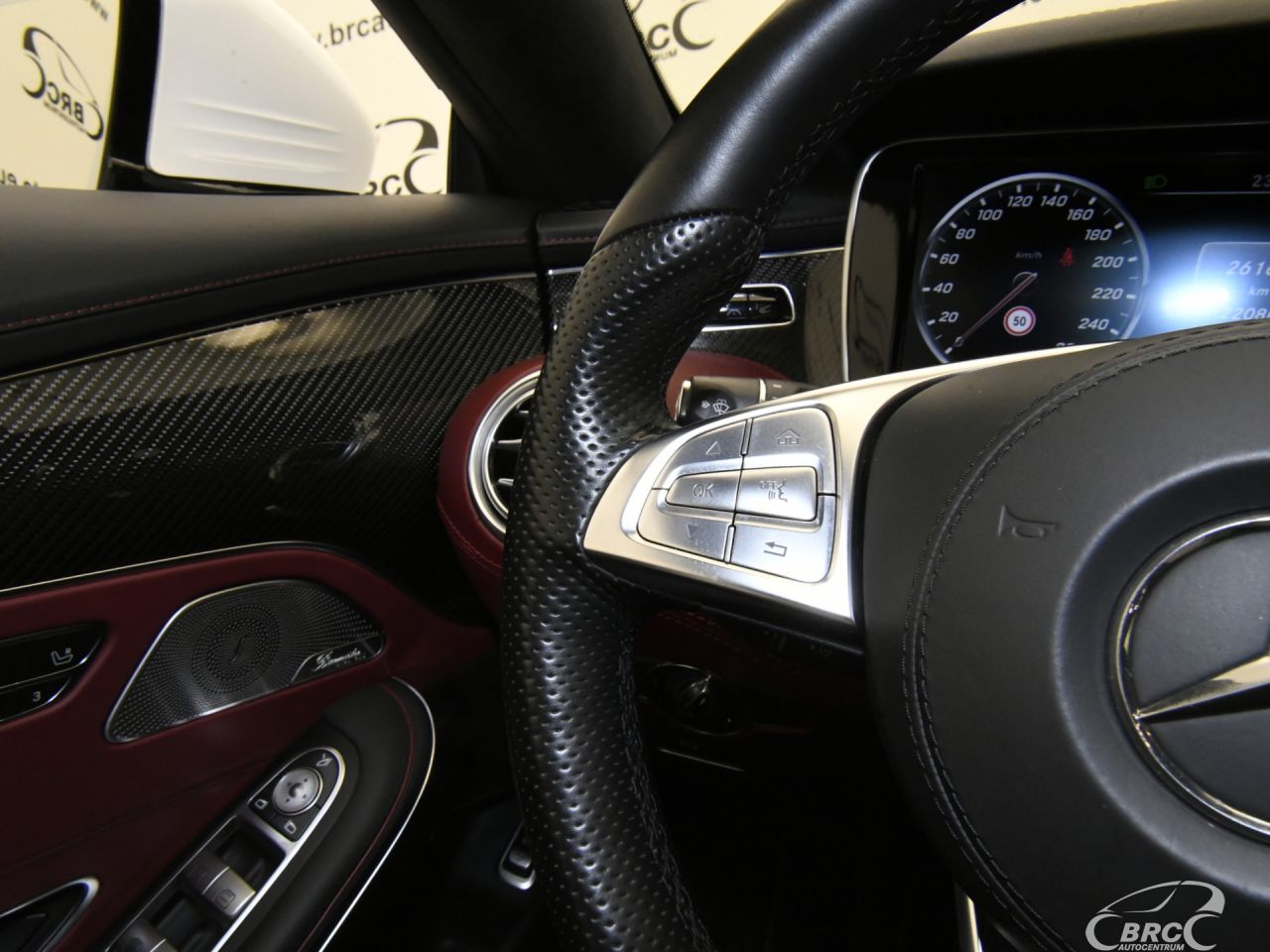 Mercedes-Benz S500 | 30